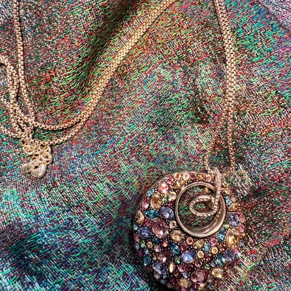 Brighton Trust Your Journey Large Circle Crystal Pendant (Reversible) - Picture 2 of 3